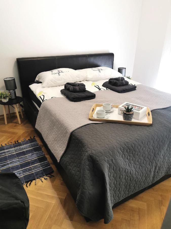 Apartman Elly Slavonski Brod Exterior foto