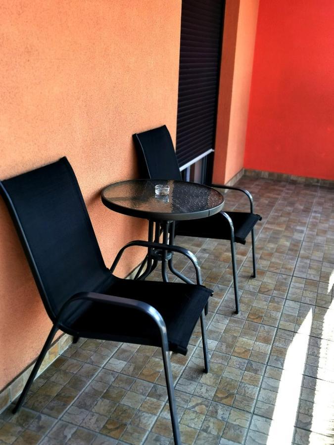 Apartman Elly Slavonski Brod Exterior foto