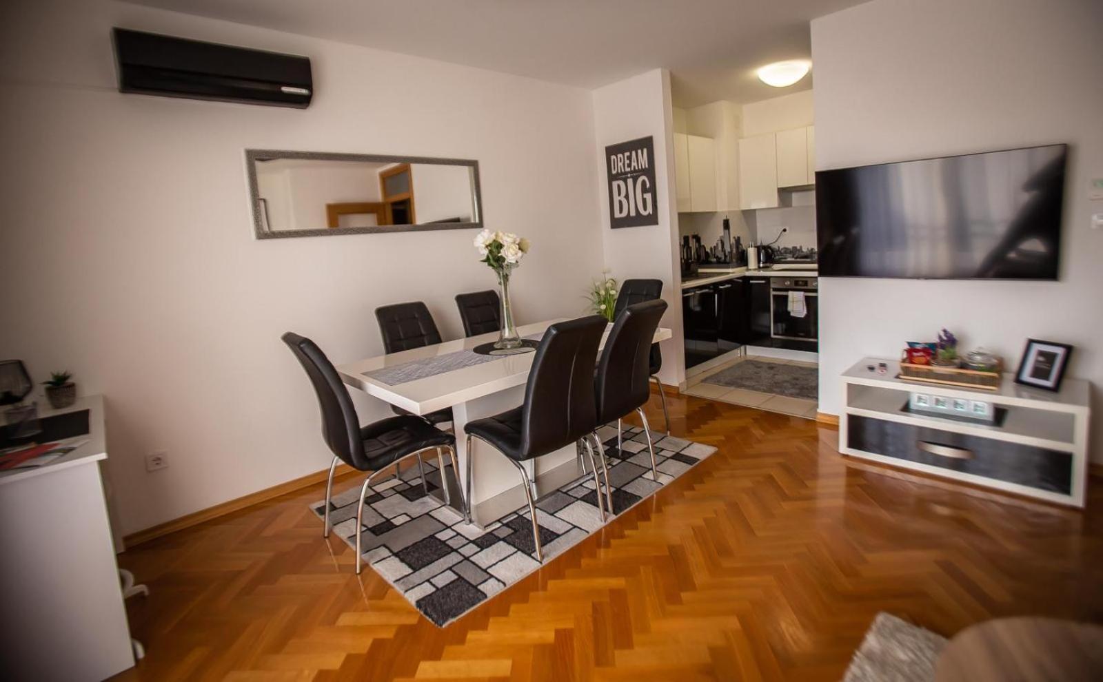Apartman Elly Slavonski Brod Exterior foto